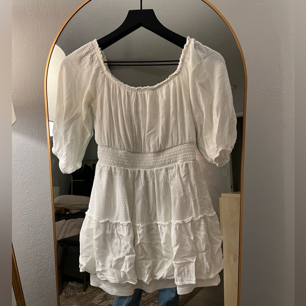 Peach Love White Longsleeve Dress Size Small